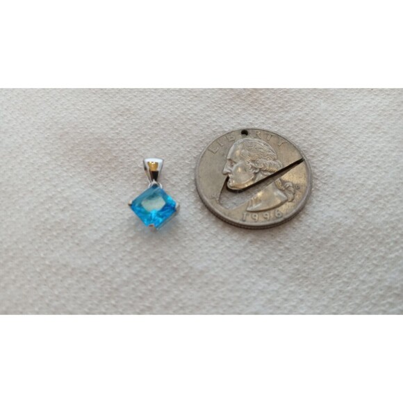 Sterling Silver 7mm Simulated Princess Cut Blue CZ Necklace Pendant 3/4 in - Picture 4 of 7